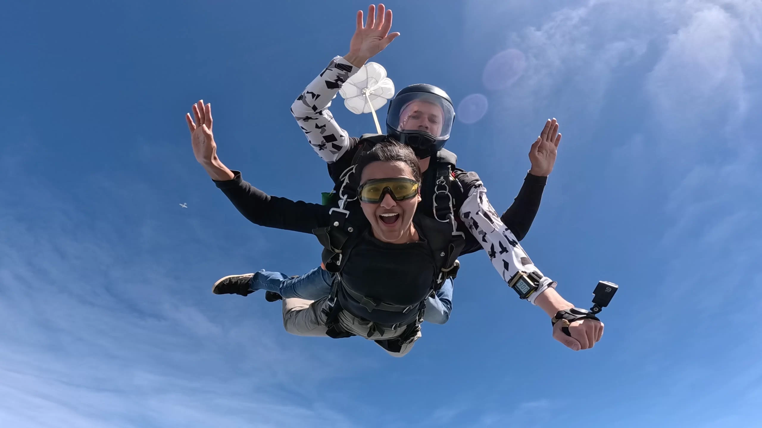 Why a Skydiving Gift Is the Ultimate Experience They’ll Never Forget