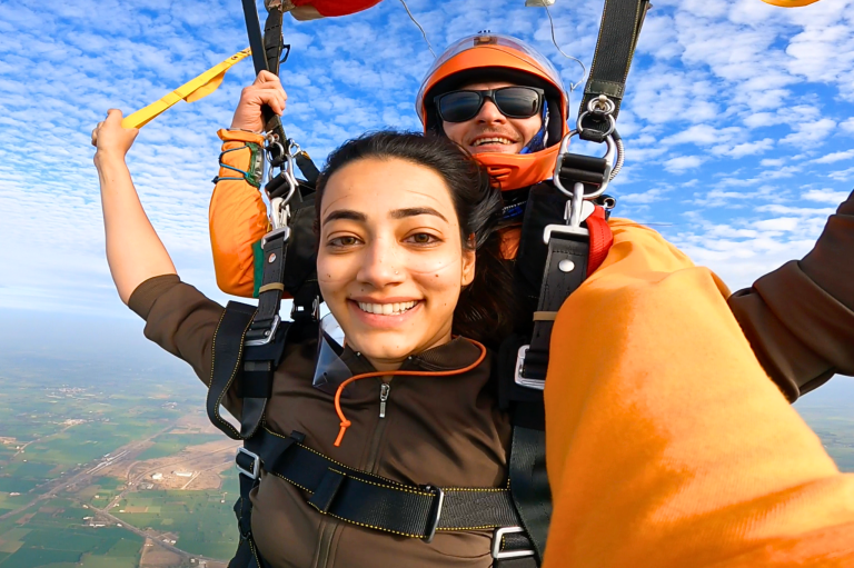 Skydiving in India